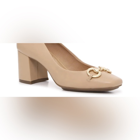 Anne Klein Larkin Pump - Picture 2 of 5